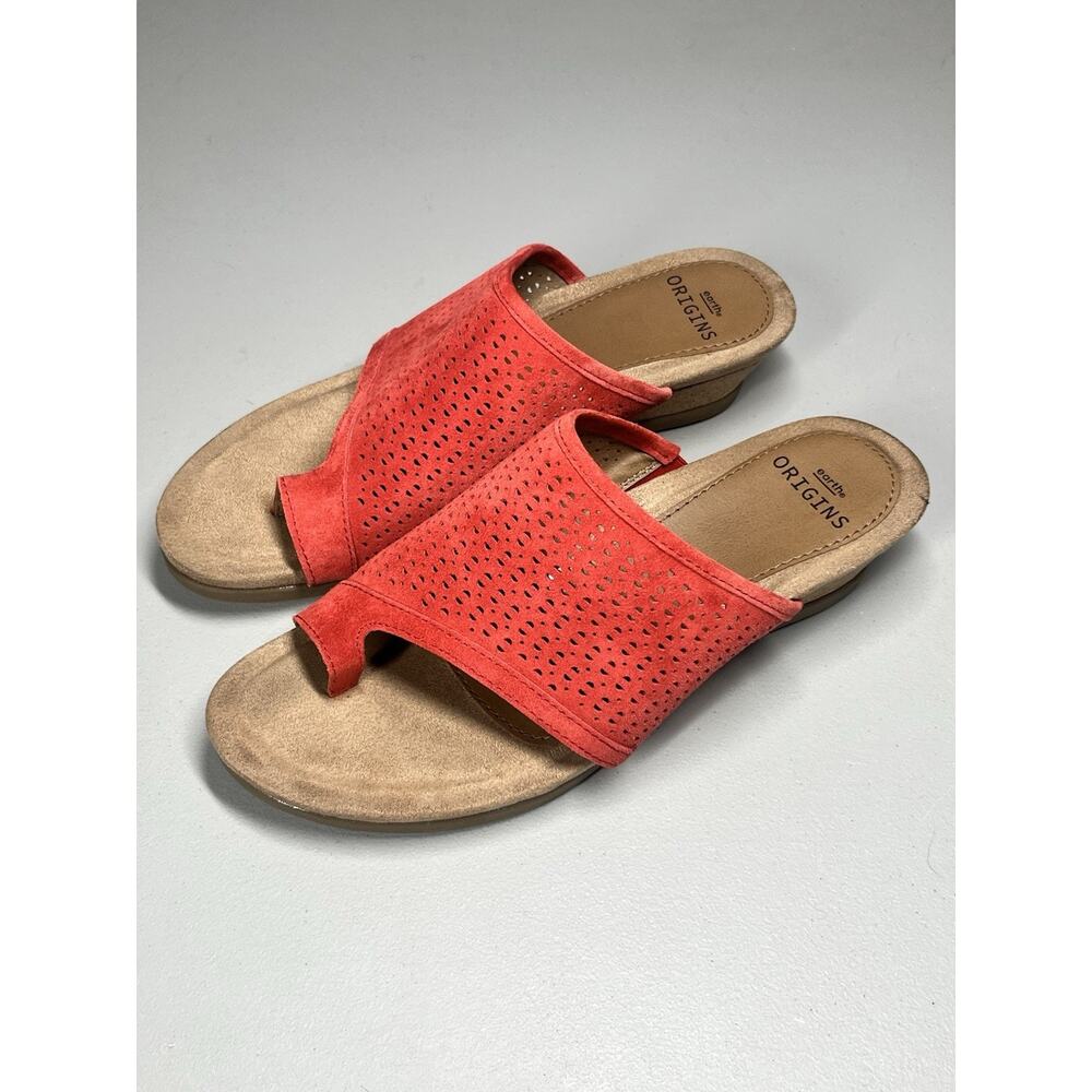 Earth Origins Pico Pearl Suede Wedge Sandals Womens 8 W Red Slip On Perforated - Picture 2 of 8